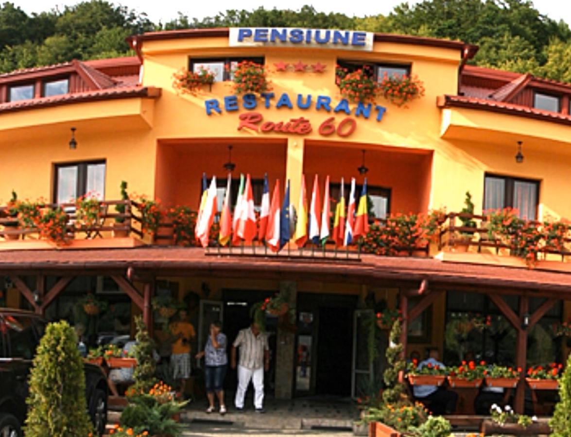 Pensiune Restaurant Route60 Csucsa Kültér fotó