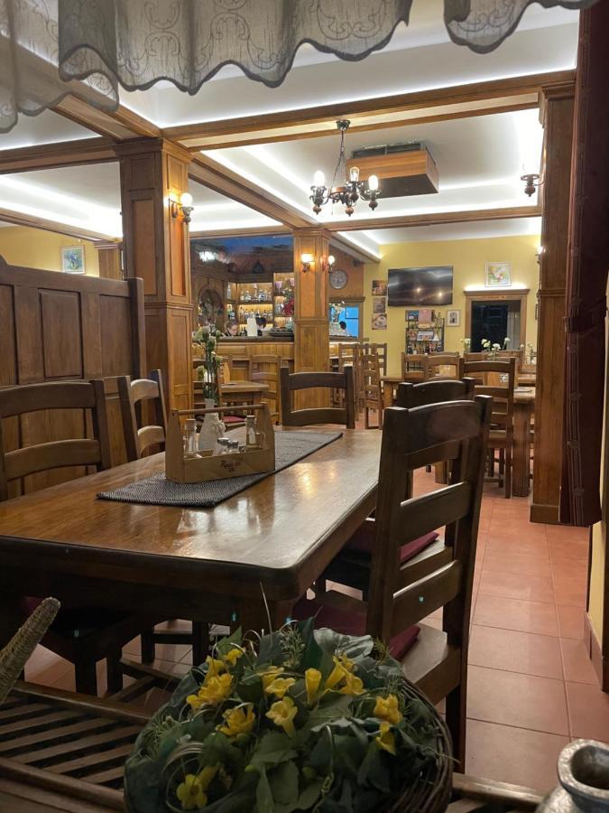 Pensiune Restaurant Route60 Csucsa Kültér fotó